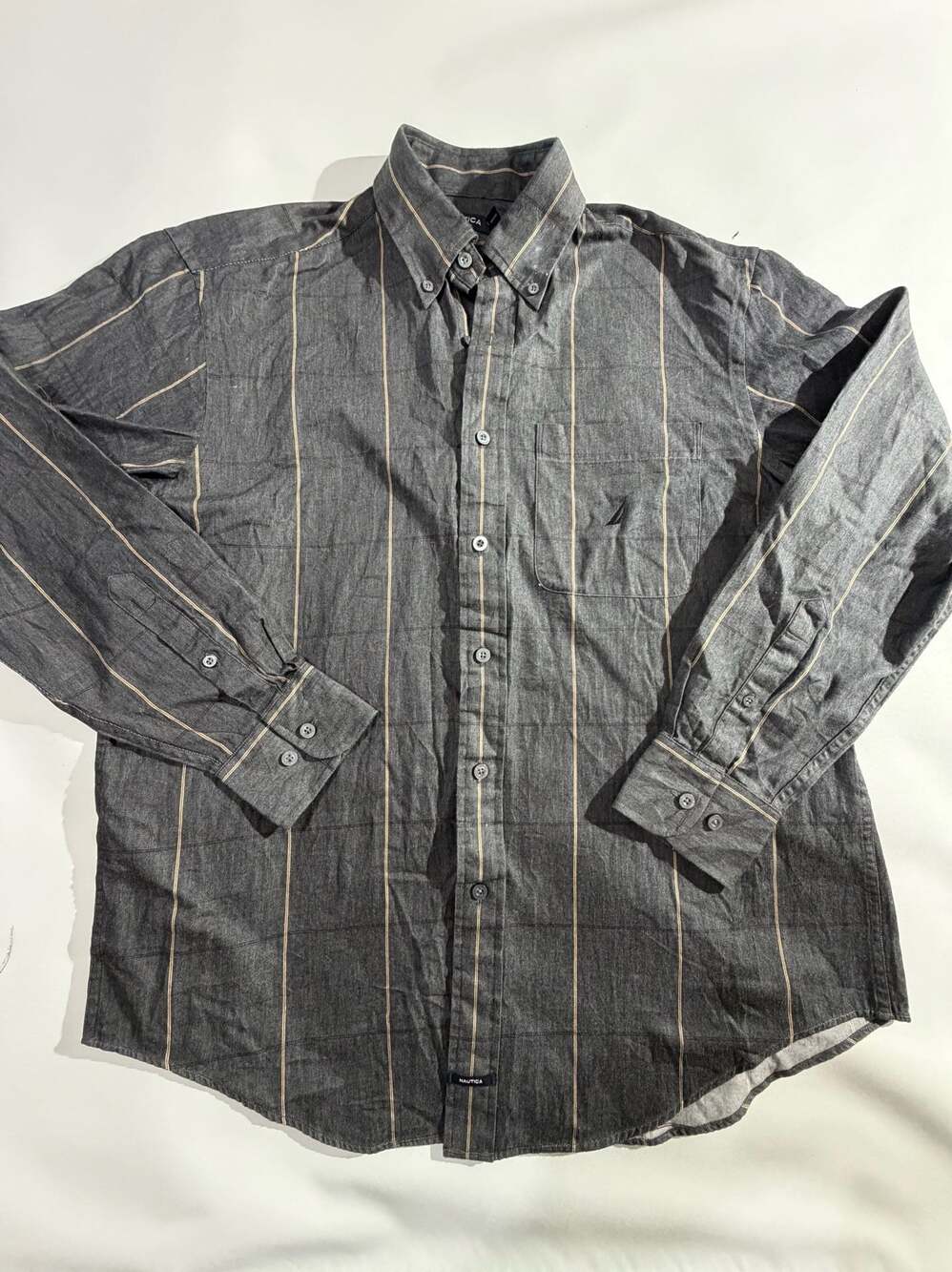 Nautica Shirt Mens M Gray Tan Stripe Button Up Long Sleeve Cotton Chambray